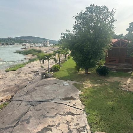Leo Wooden Resorts Hampi Eksteriør bilde