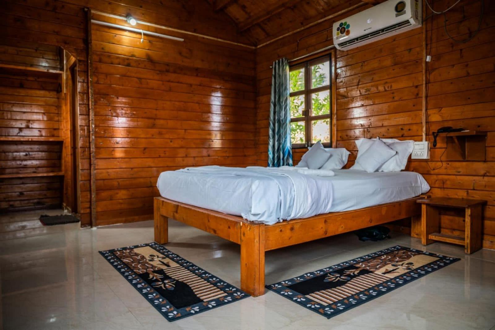 Leo Wooden Resorts Hampi Eksteriør bilde